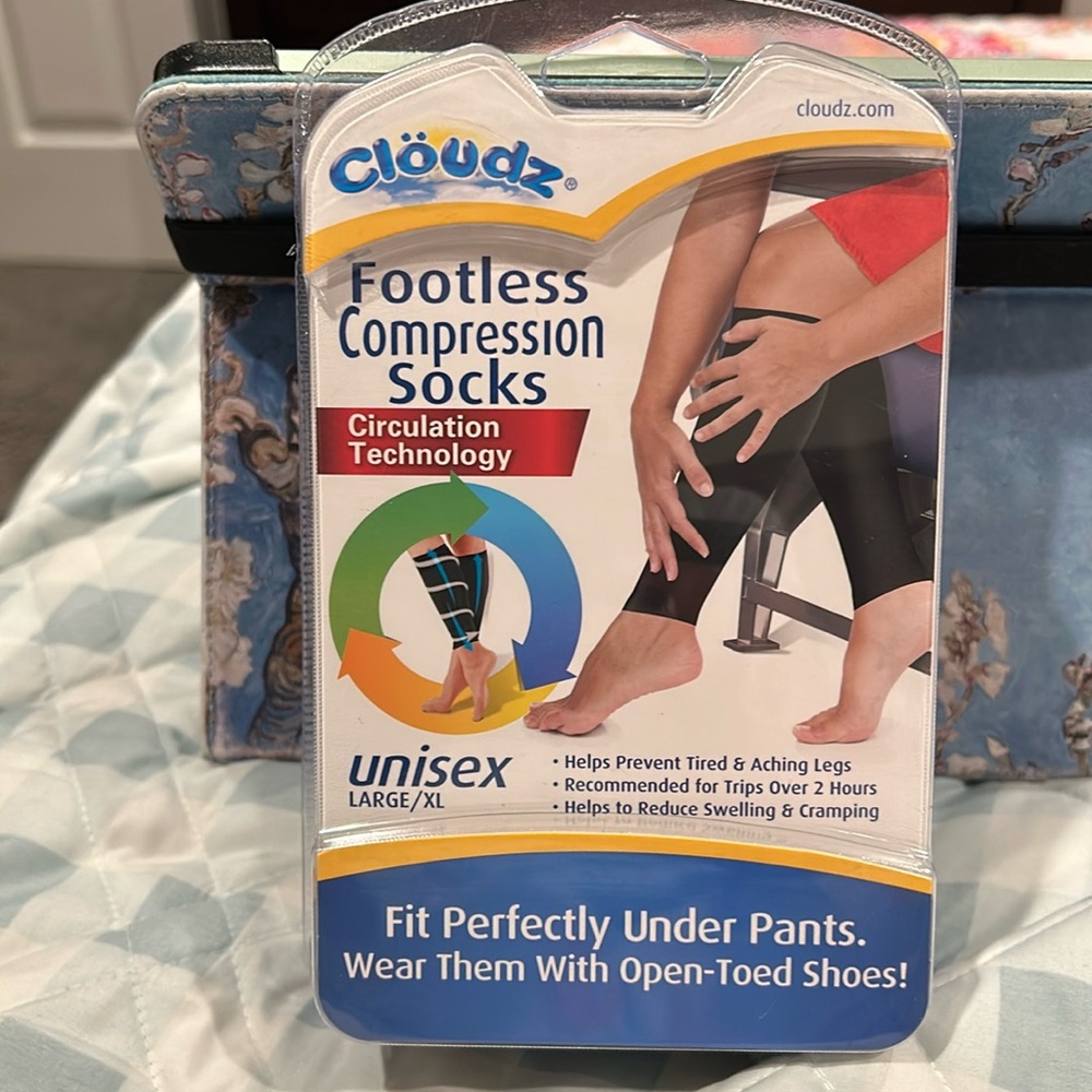 Cloudz Footless Compression Socks, NIB!!